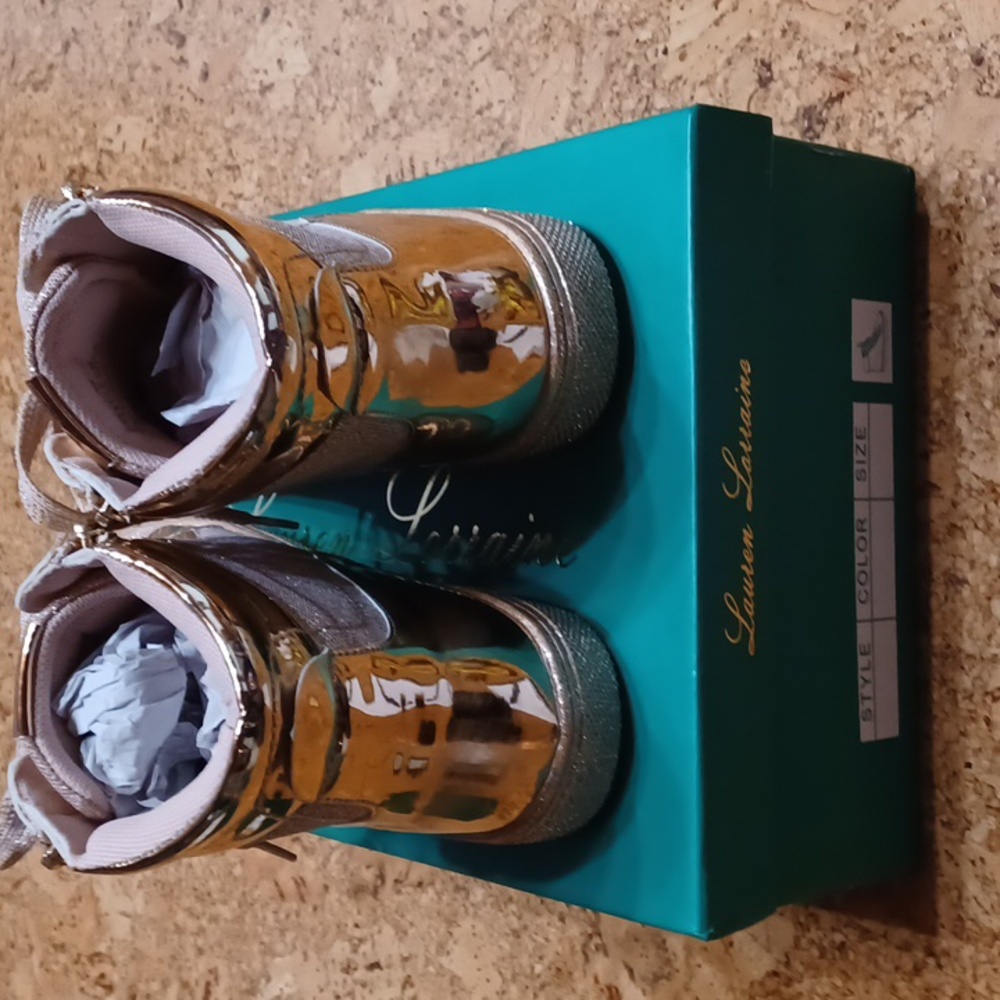 Lauren Lorraine Rose Gold Sparkle Skippy High Top Sneakers Size 8 NIB - Picture 3 of 6